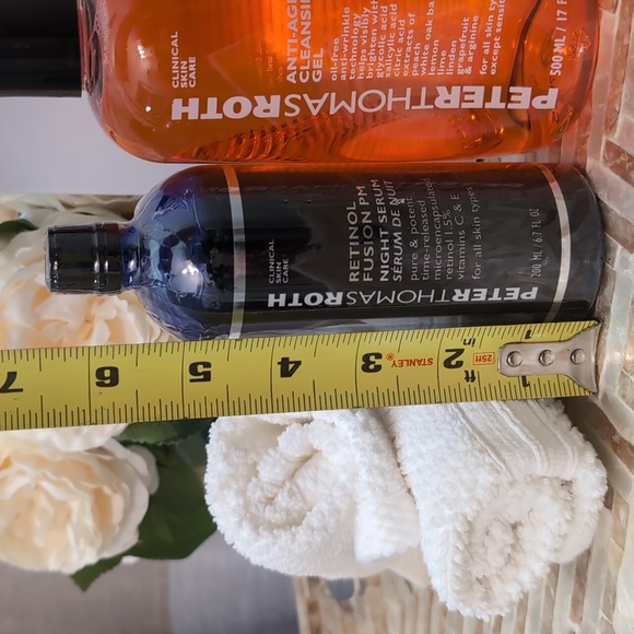 Peter Thomas Roth Retinol Fusion Pm Night Serum 6.7oz with Free Cleanser - Picture 6 of 10